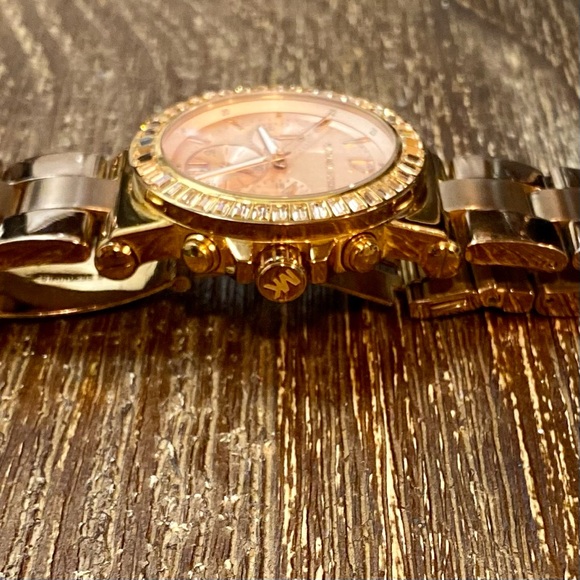 Michael Kors Dylan Rose Gold Dial Rose Gold Steel Strap Watch For Women - MK5412 - Picture 13 of 14